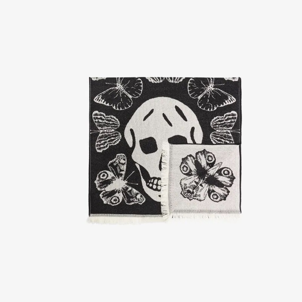 Alexander McQueen Oversized Metamorphosis 100% Lana-Wool Scarf (Ivory/Black)
